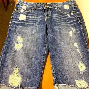 Bke Madison style Bermuda denim distressed shorts